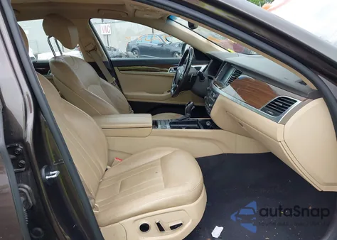 2016 Hyundai Genesis 3.8 z USA, uszkodzony, nr VIN KMHGN4JE9GU112683